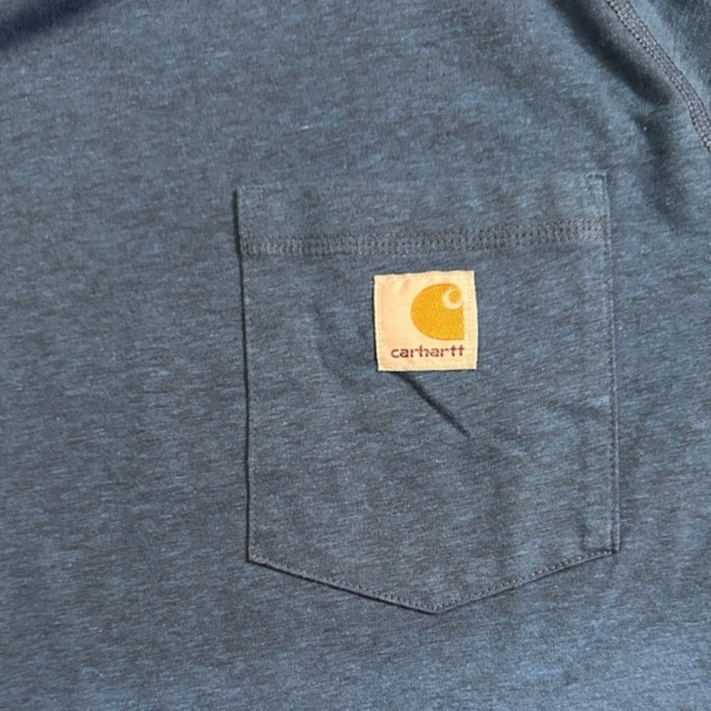 CARHARTT BUILT TO LAST TOP - Picture 5 of 7